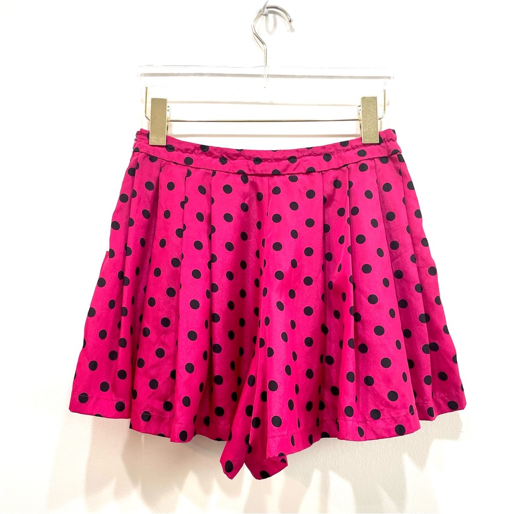 Forever 21 Hot Pink & Black Polka Dot High-Waisted Pleated Flared Pocket Shorts - Picture 6 of 11